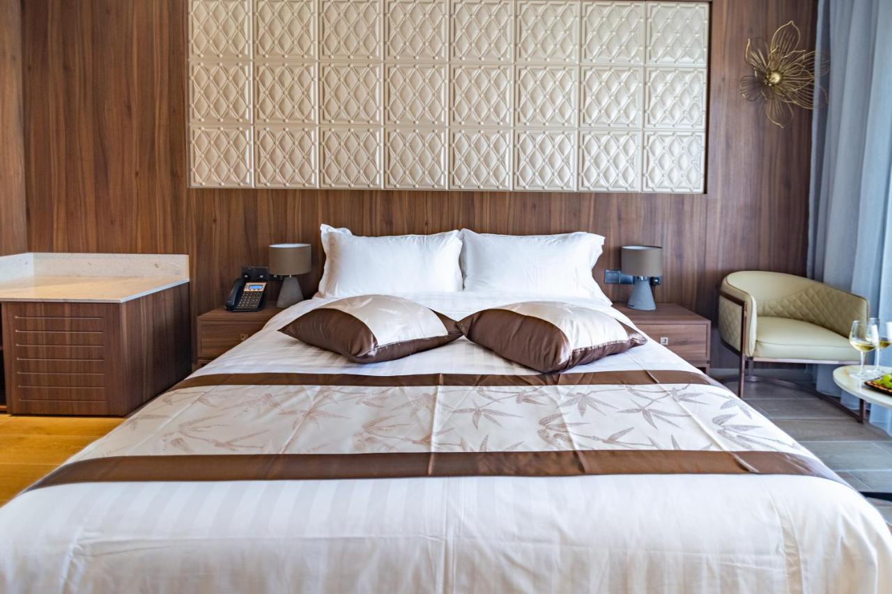 Leonardo Boutique Hotel 라르나카 외부 사진