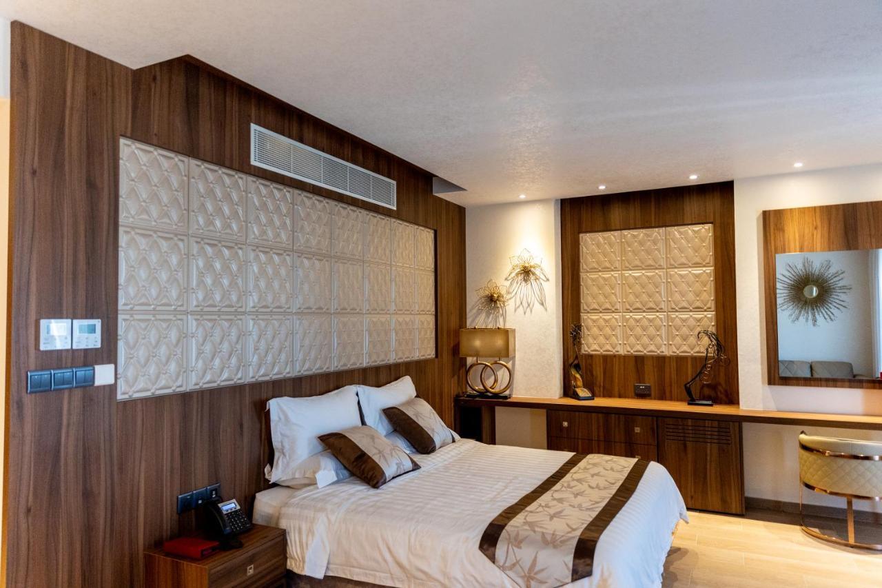 Leonardo Boutique Hotel 라르나카 외부 사진
