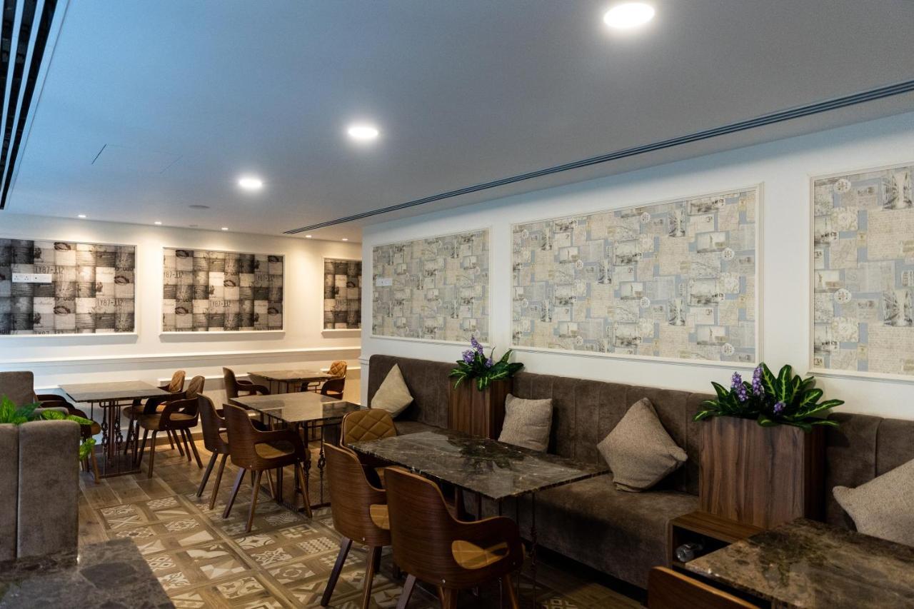 Leonardo Boutique Hotel 라르나카 외부 사진