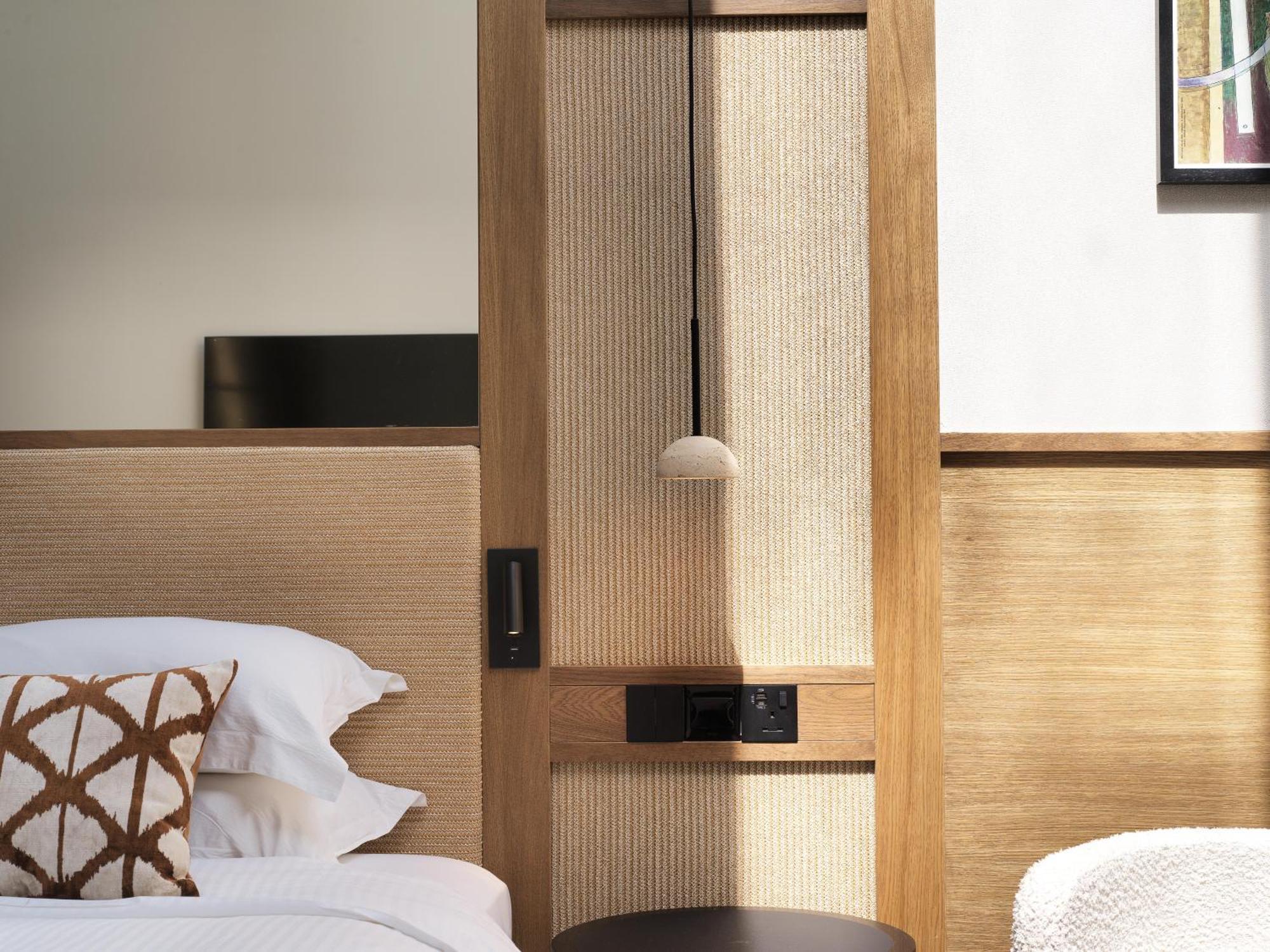 Leonardo Boutique Hotel 라르나카 객실 사진